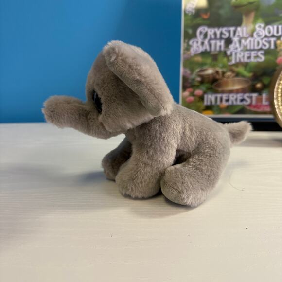 Ty Beanie Boo Whopper Elephant 6” Plush – Gray Blue Eyes – EUC Collectible - Picture 4 of 5